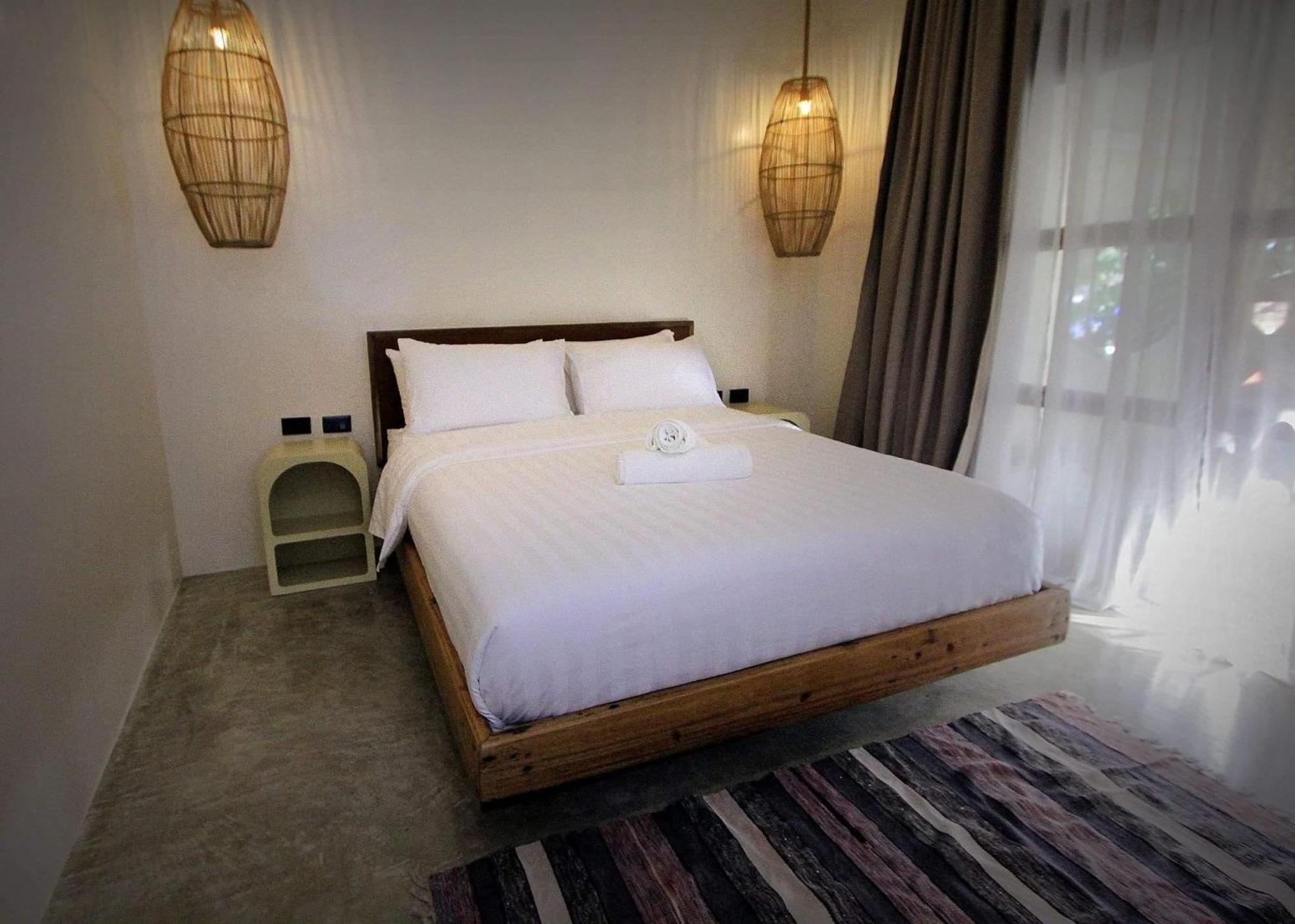 Casavia Siargao Hostel Catangnan Exterior photo