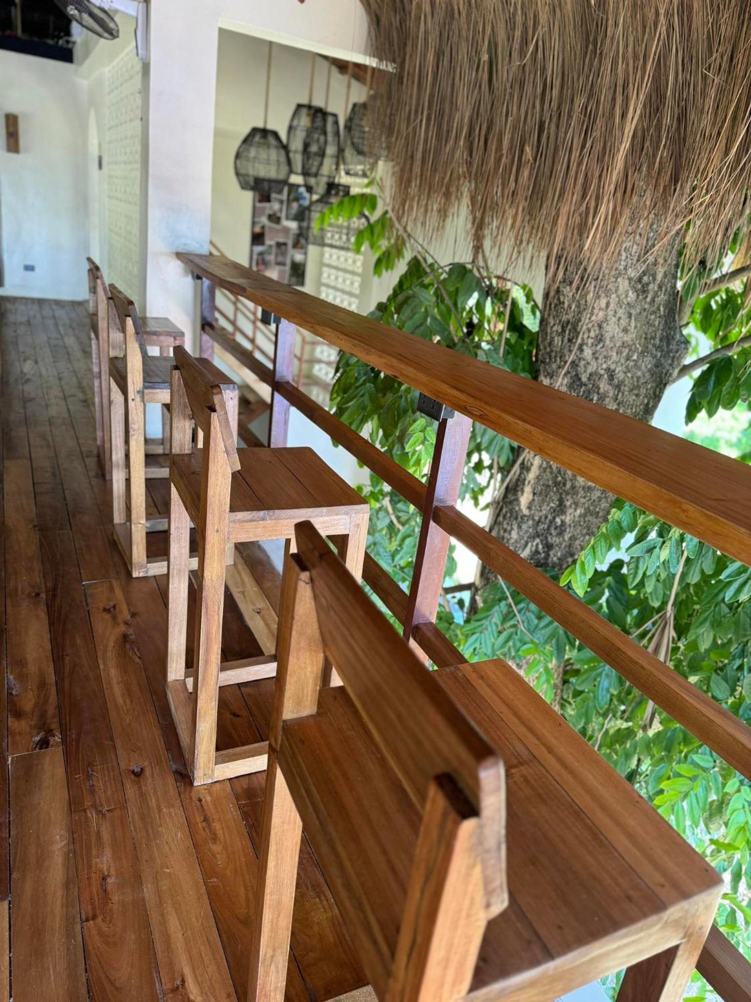 Casavia Siargao Hostel Catangnan Exterior photo